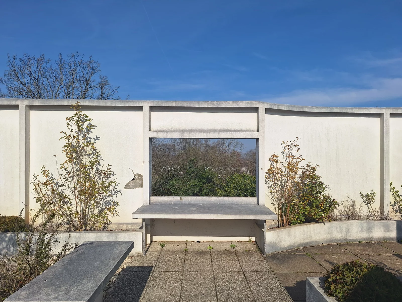 Het dakterras van Villa Savoye, met de opening in de muur